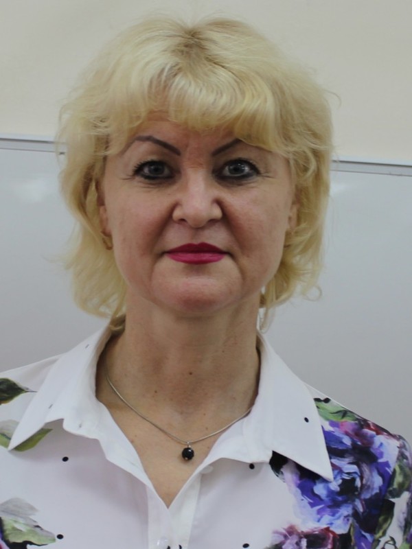 Жихарева Лилия Григорьевна.