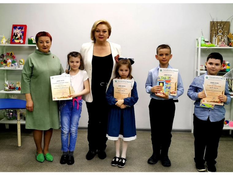 Муниципальный фестиваль детского чтения «ЧиПолЛиНо» (Читай Полезное - Листай Новое).